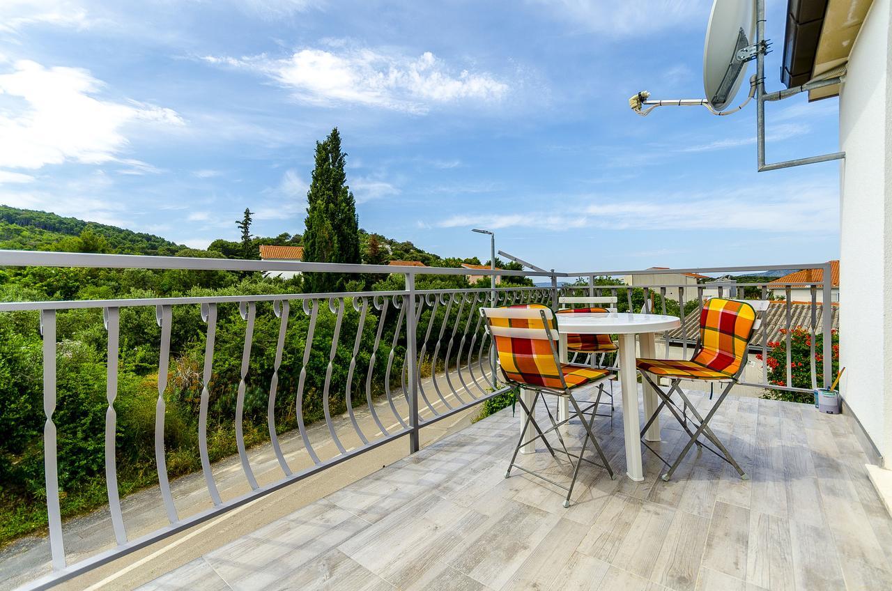 Apartments Mirko I Anda Donji Okrug  Екстериор снимка