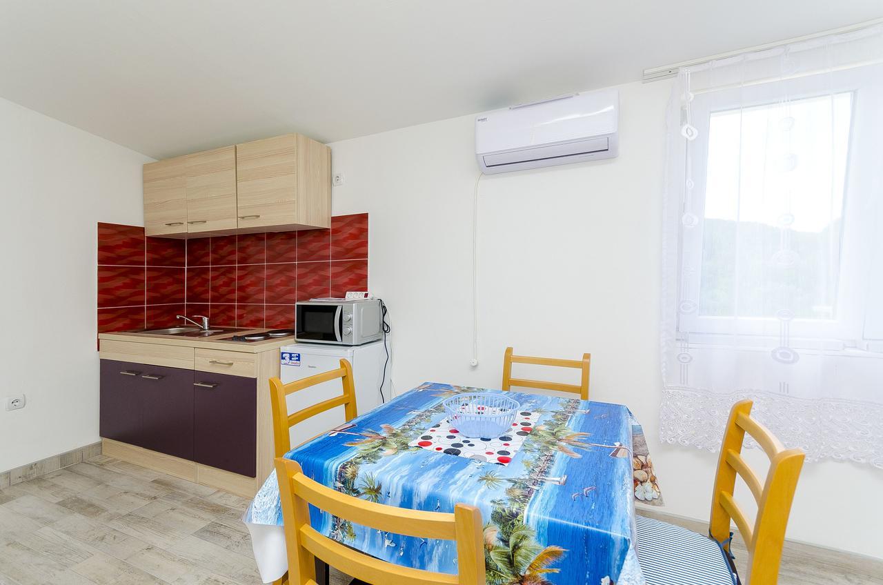 Apartments Mirko I Anda Donji Okrug  Екстериор снимка