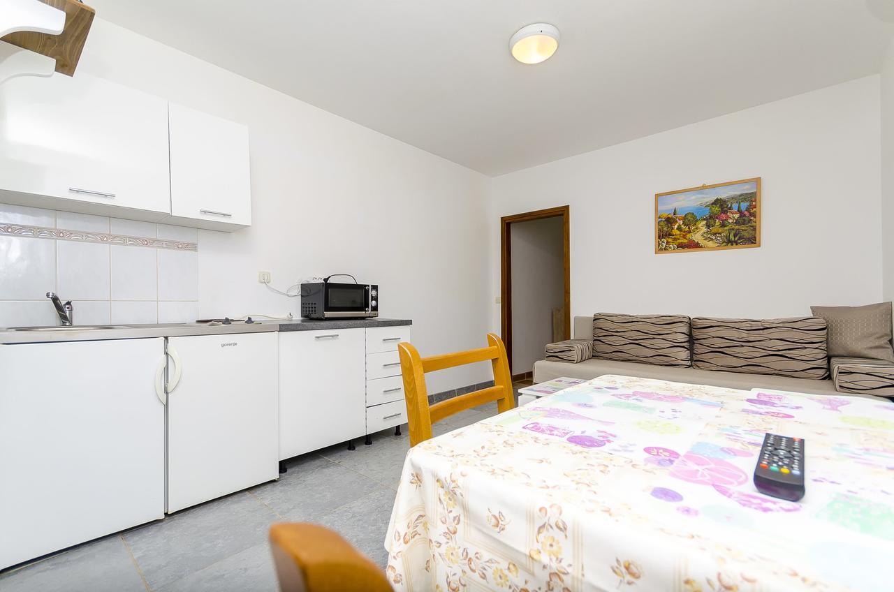 Apartments Mirko I Anda Donji Okrug  Екстериор снимка