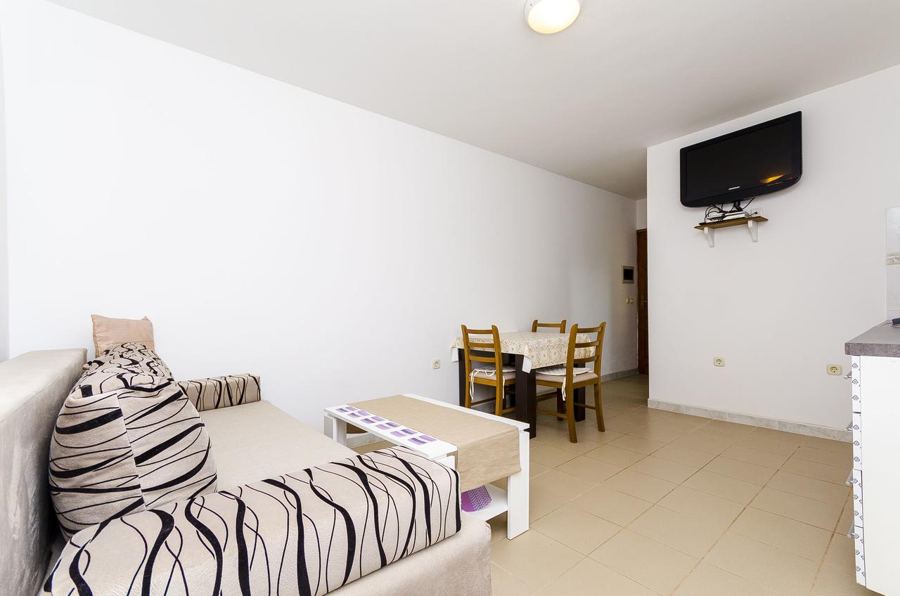 Apartments Mirko I Anda Donji Okrug  Екстериор снимка